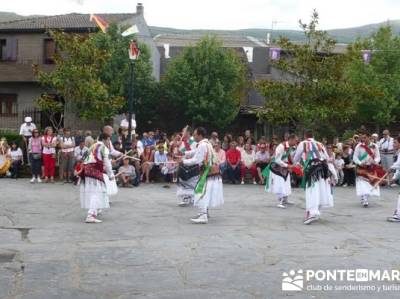 Majaelrayo - Pueblos arquitectura negra - Fiesta de los danzantes, Santo Niño; visitas por madrid